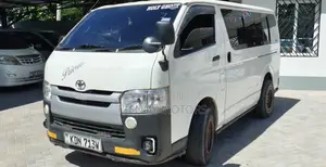 Toyota HiAce 2016 White