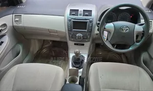 Toyota Axio 2007 Gold