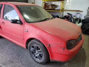 Volkswagen Golf 2005