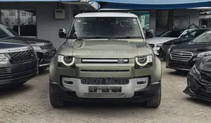 Land Rover Defender 2022 Green