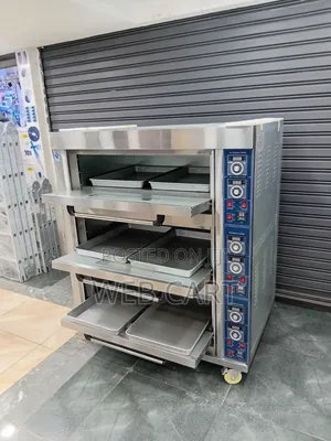 Commercial 3 Deck Electric Oven With 6 Free Baking Trays