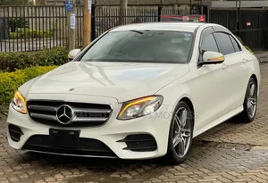 Mercedes-Benz E200 2019 White