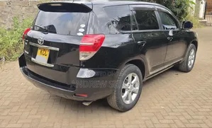 Toyota Vanguard 2010 Black