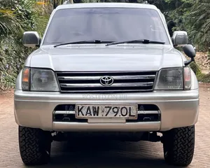 Toyota Land Cruiser Prado 2000 Silver
