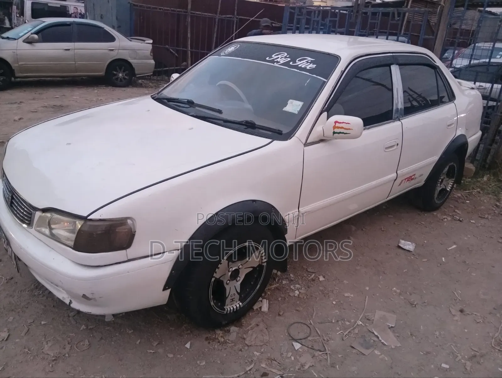 Toyota Corolla 2002 White