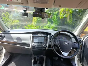 Toyota Corolla Fielder 2019 White
