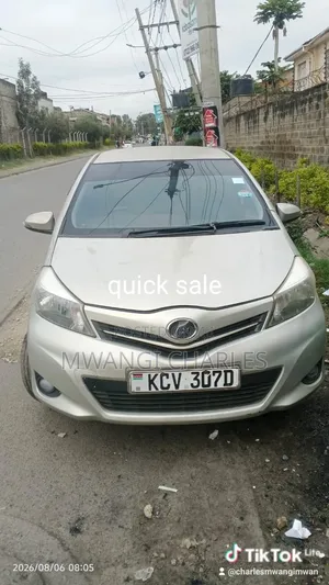 Toyota Vitz 2013 Beige