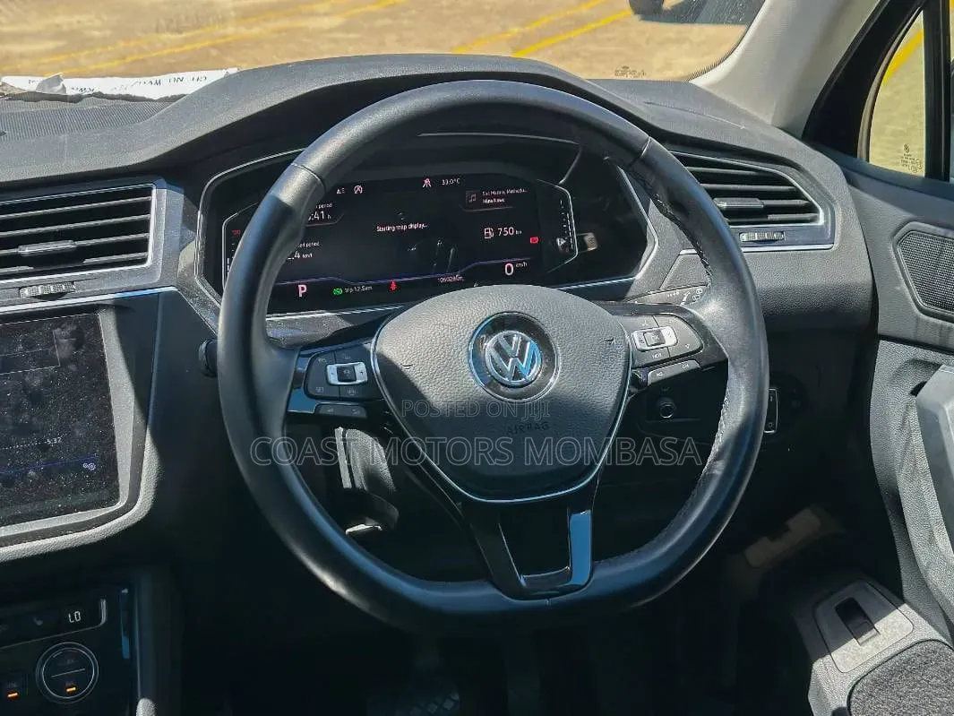 Volkswagen Tiguan 2020 Black