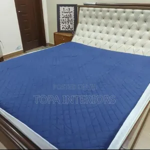 Top Case Quilted Surface Waterproof Mattress Protector Covers