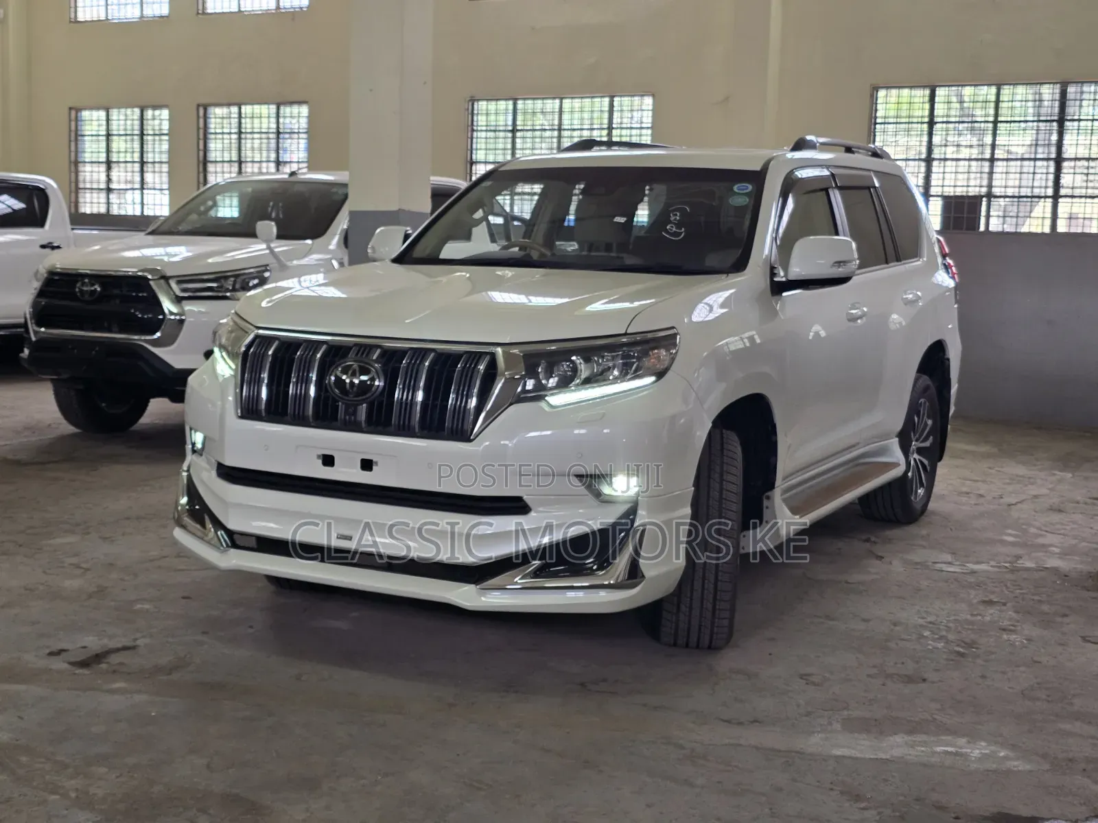 Toyota Land Cruiser Prado 2019 Pearl