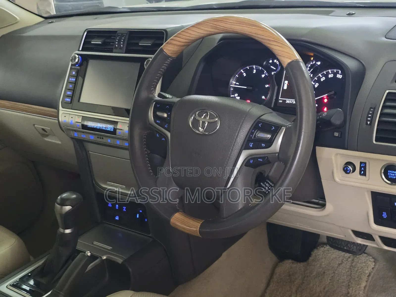 Toyota Land Cruiser Prado 2019 Pearl