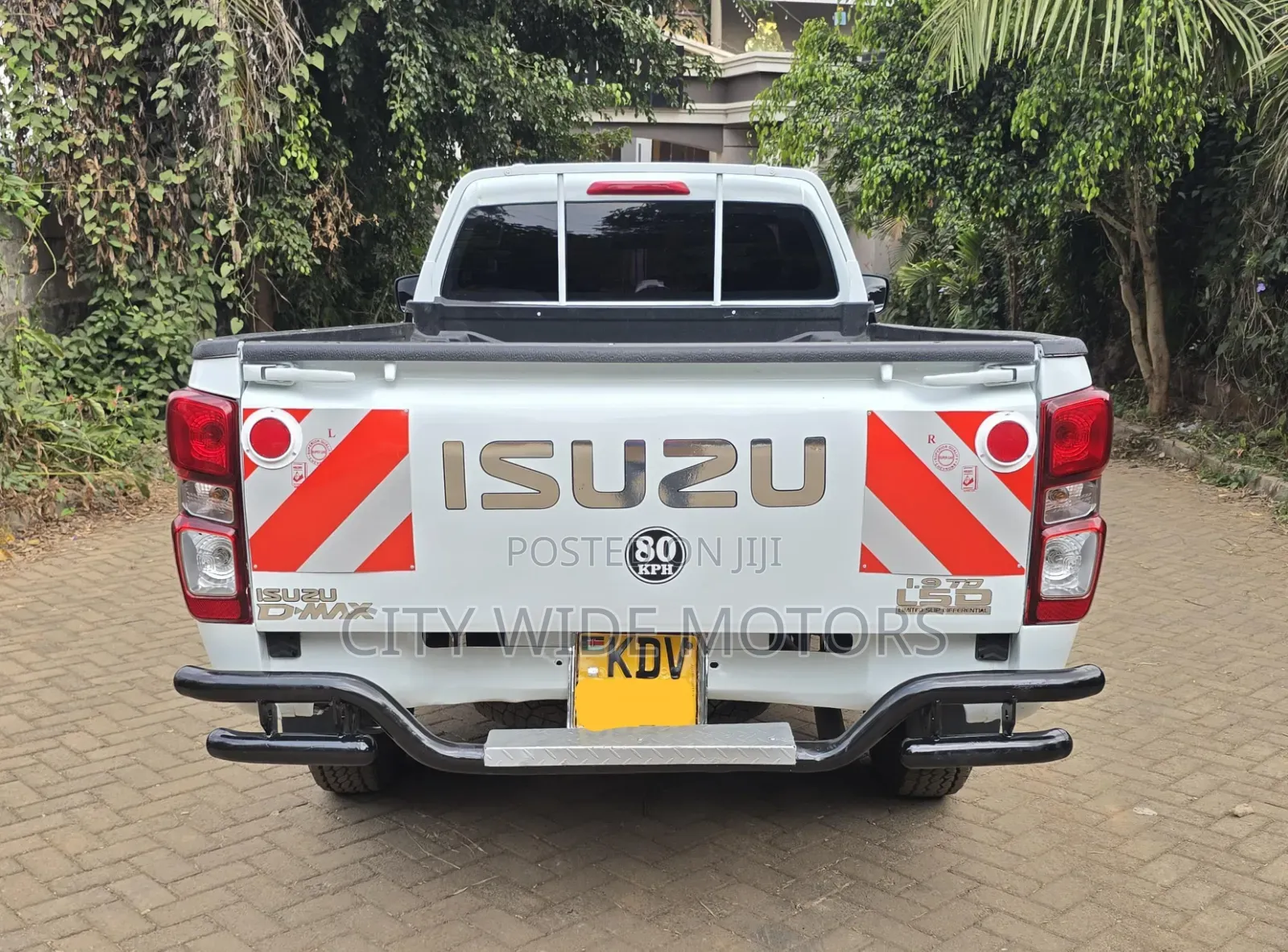 Isuzu D-MAX 2025 White