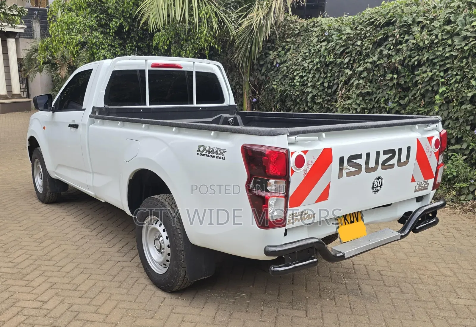 Isuzu D-MAX 2025 White