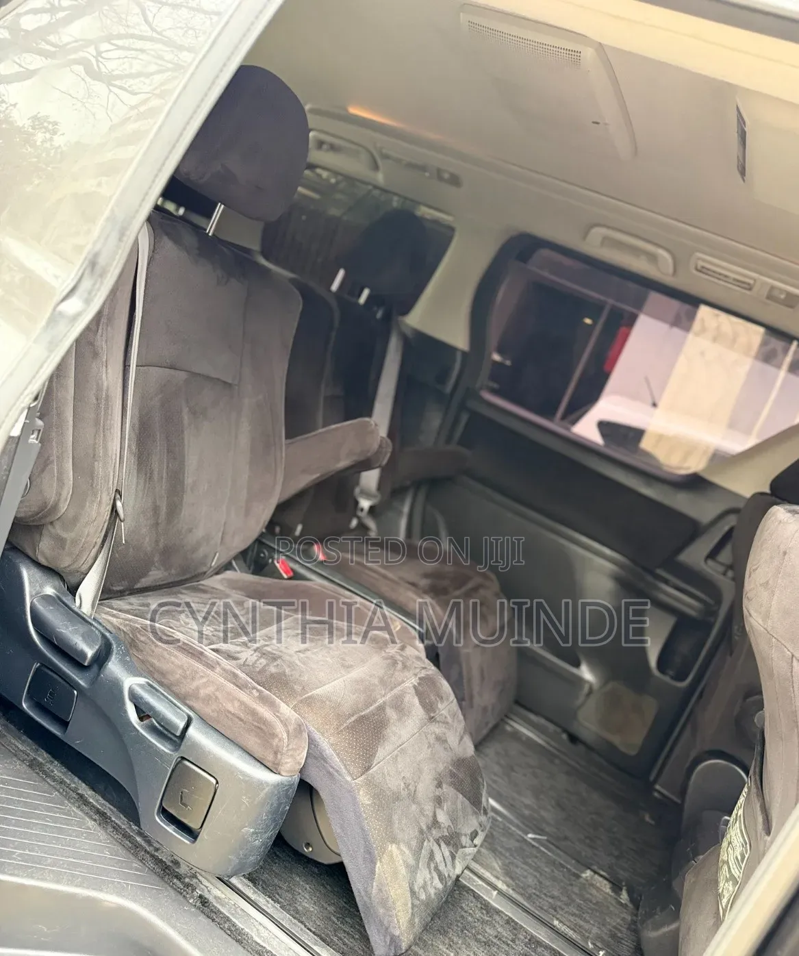 Toyota Vellfire 2010 Gray