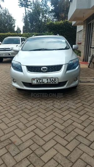 Toyota Corolla Fielder 2011 Silver