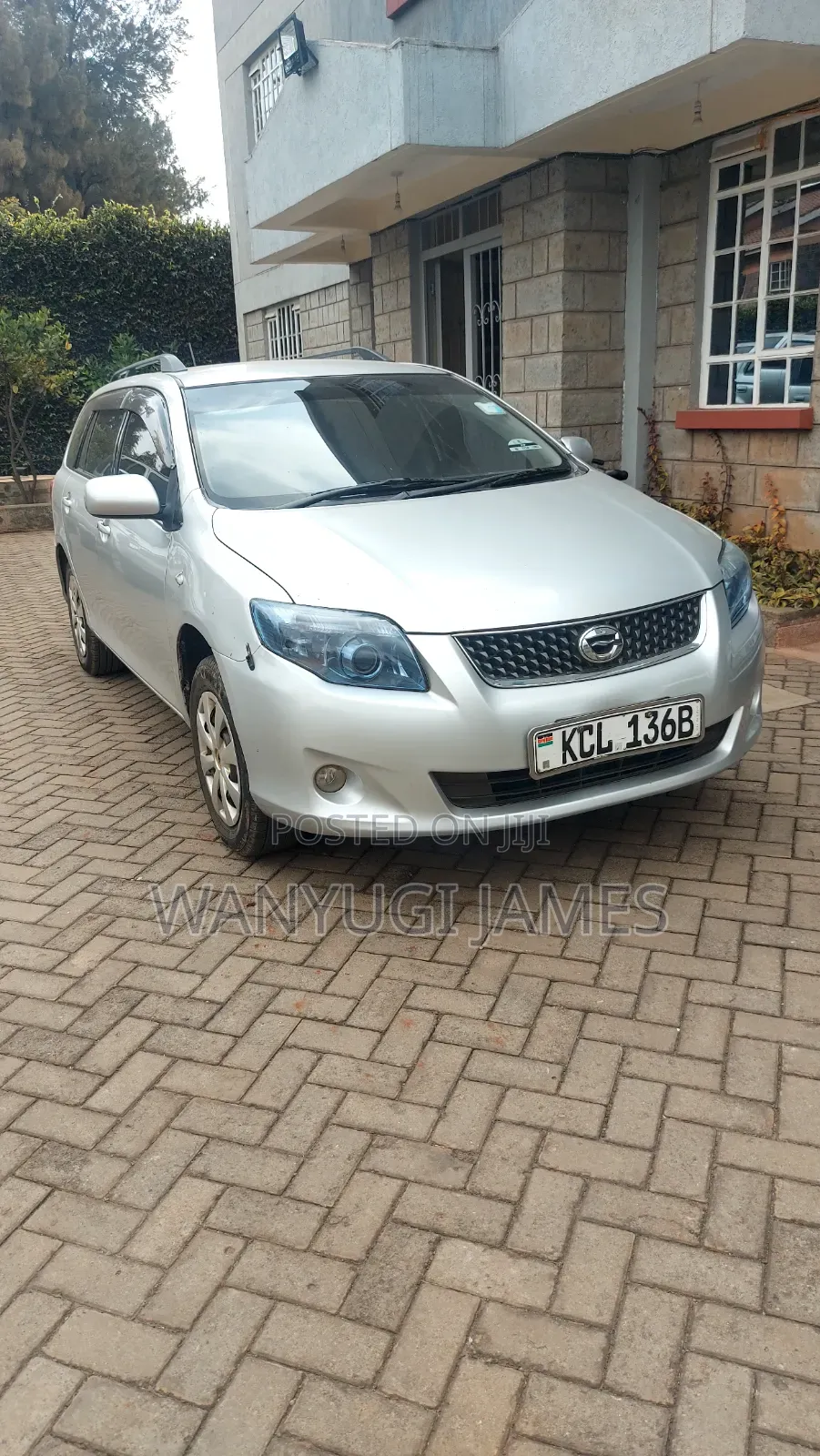 Toyota Corolla Fielder 2011 Silver