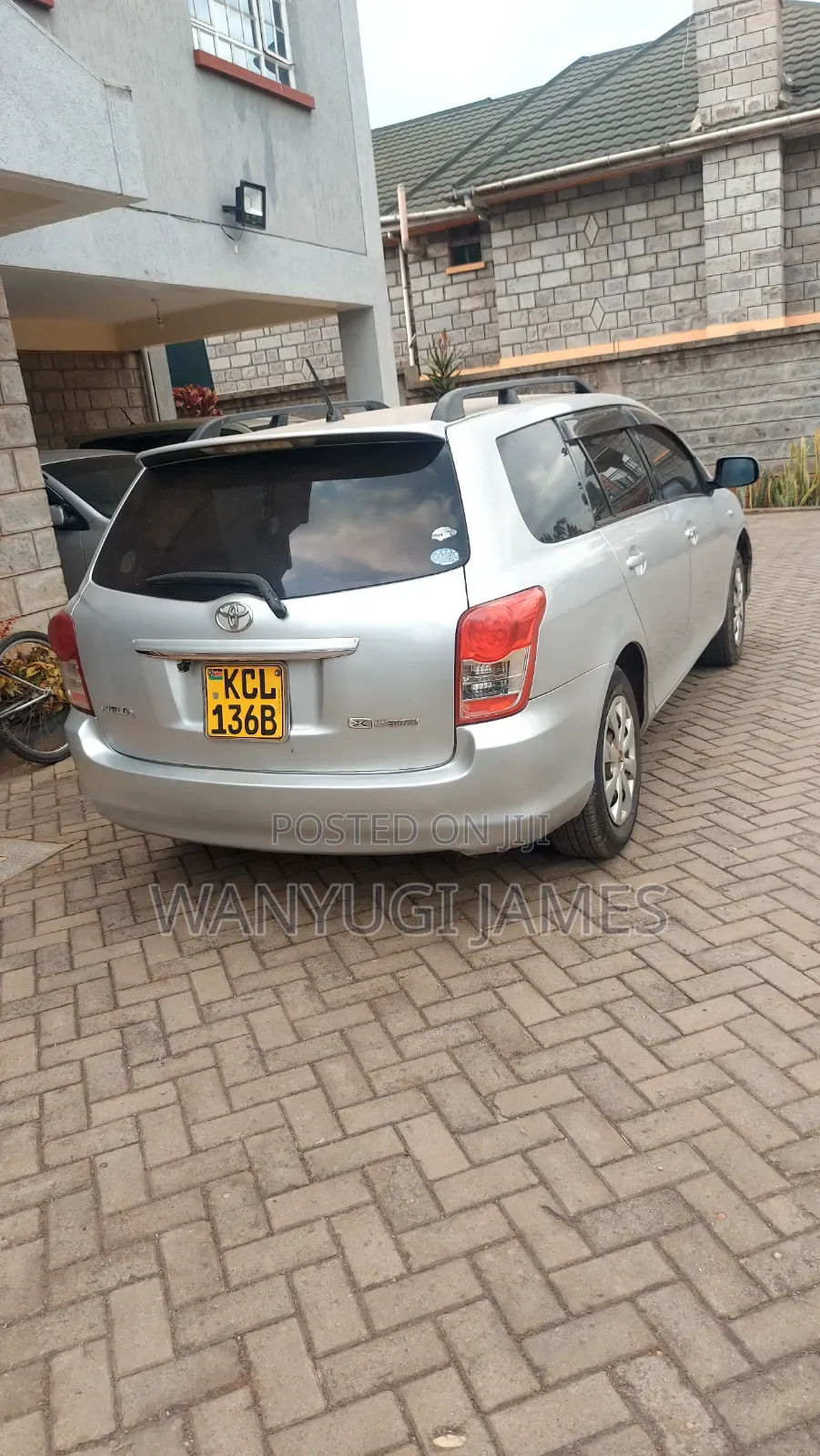 Toyota Corolla Fielder 2011 Silver