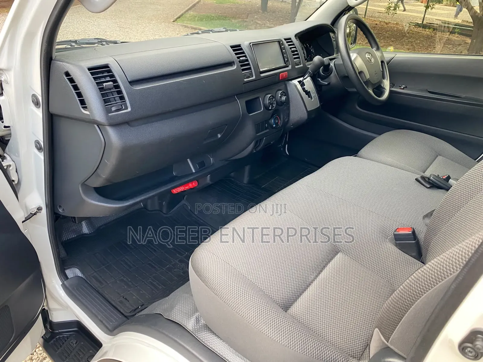 Toyota HiAce 2020 White