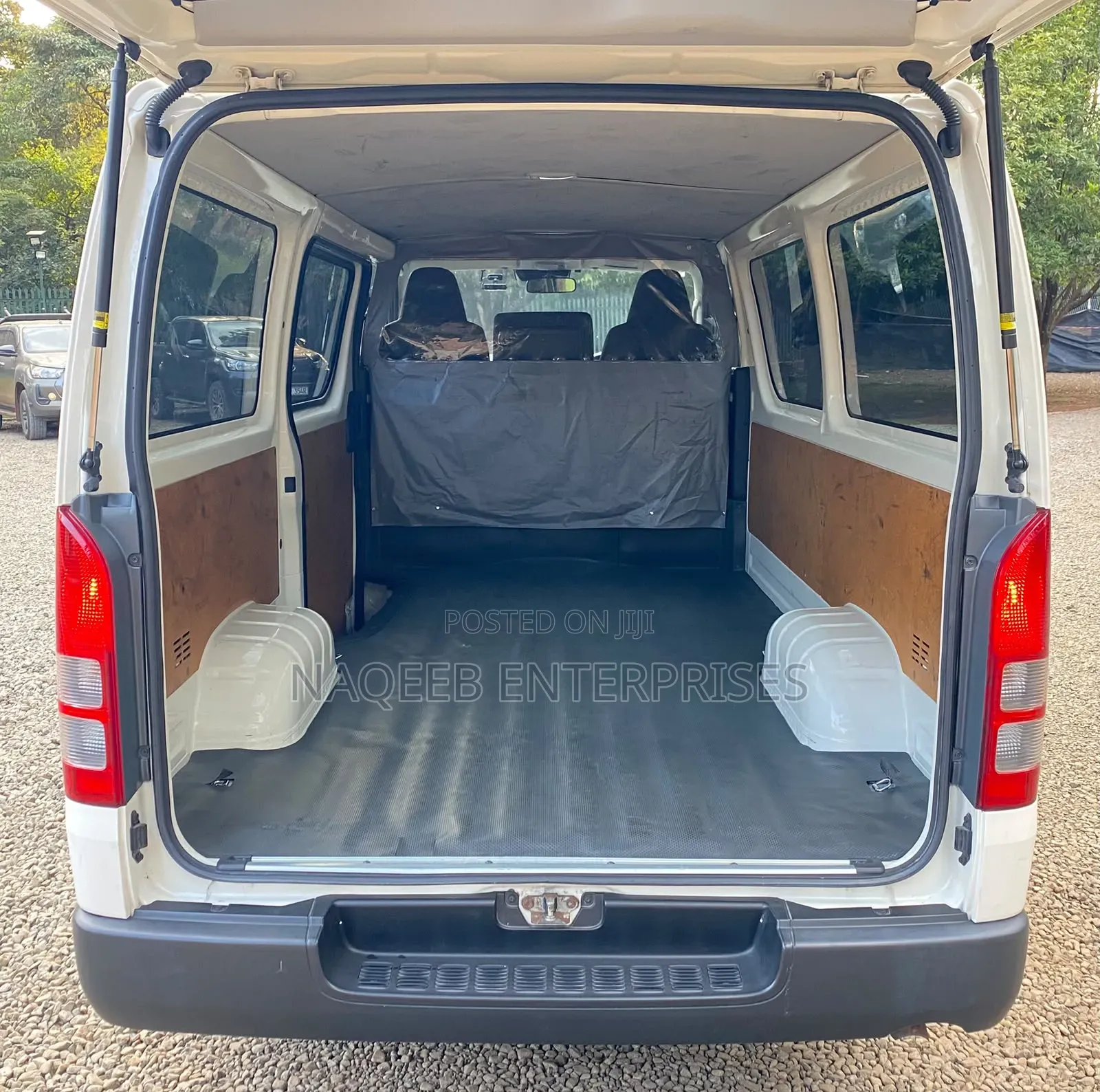 Toyota HiAce 2020 White