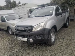 Isuzu D-MAX 2015 Silver
