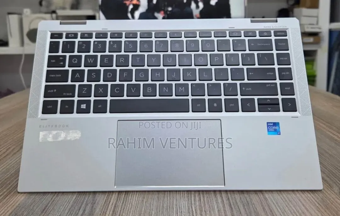 Laptop HP EliteBook 1040 G8 16GB Intel Core i7 SSD 512GB
