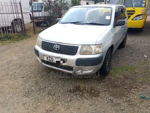 Toyota Succeed 2013 Silver