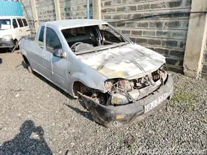 Nissan NP200 2009 Silver