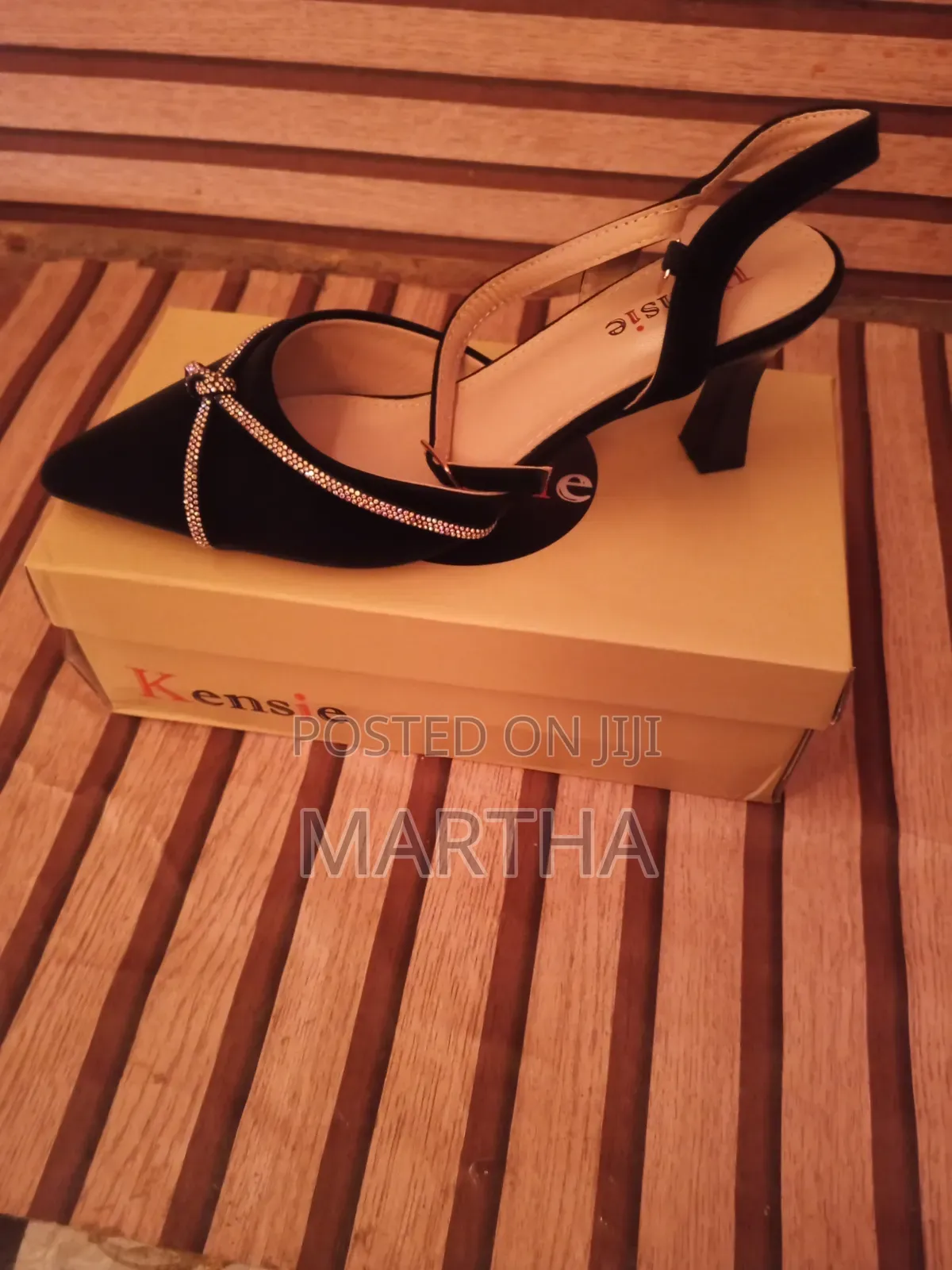 Kensie Heels