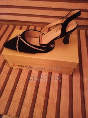 Kensie Heels