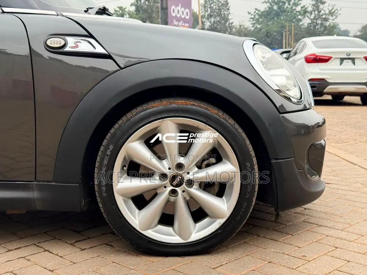 Mini Cooper 2013 Gray