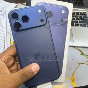 New Apple iPhone 17 Pro Max 256 GB Blue