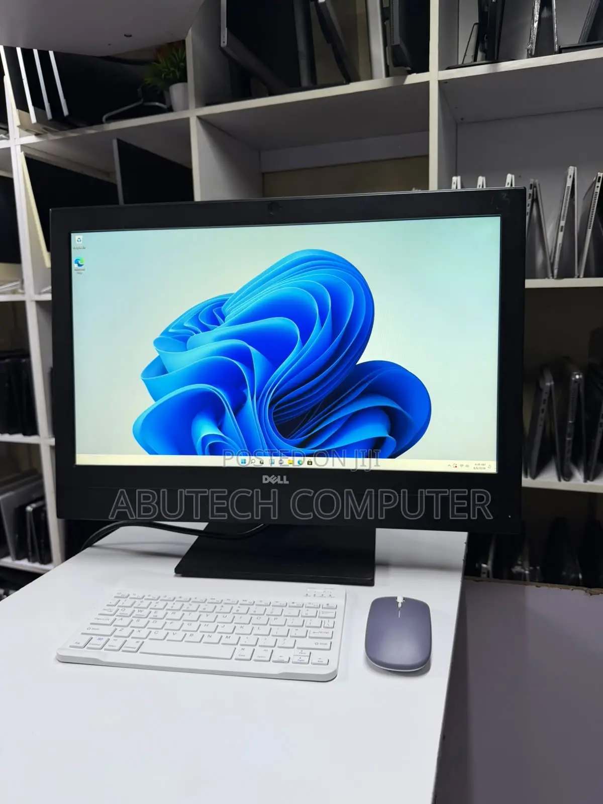 Desktop Computer Dell OptiPlex 5250 16GB Intel Core i5 SSD 256GB