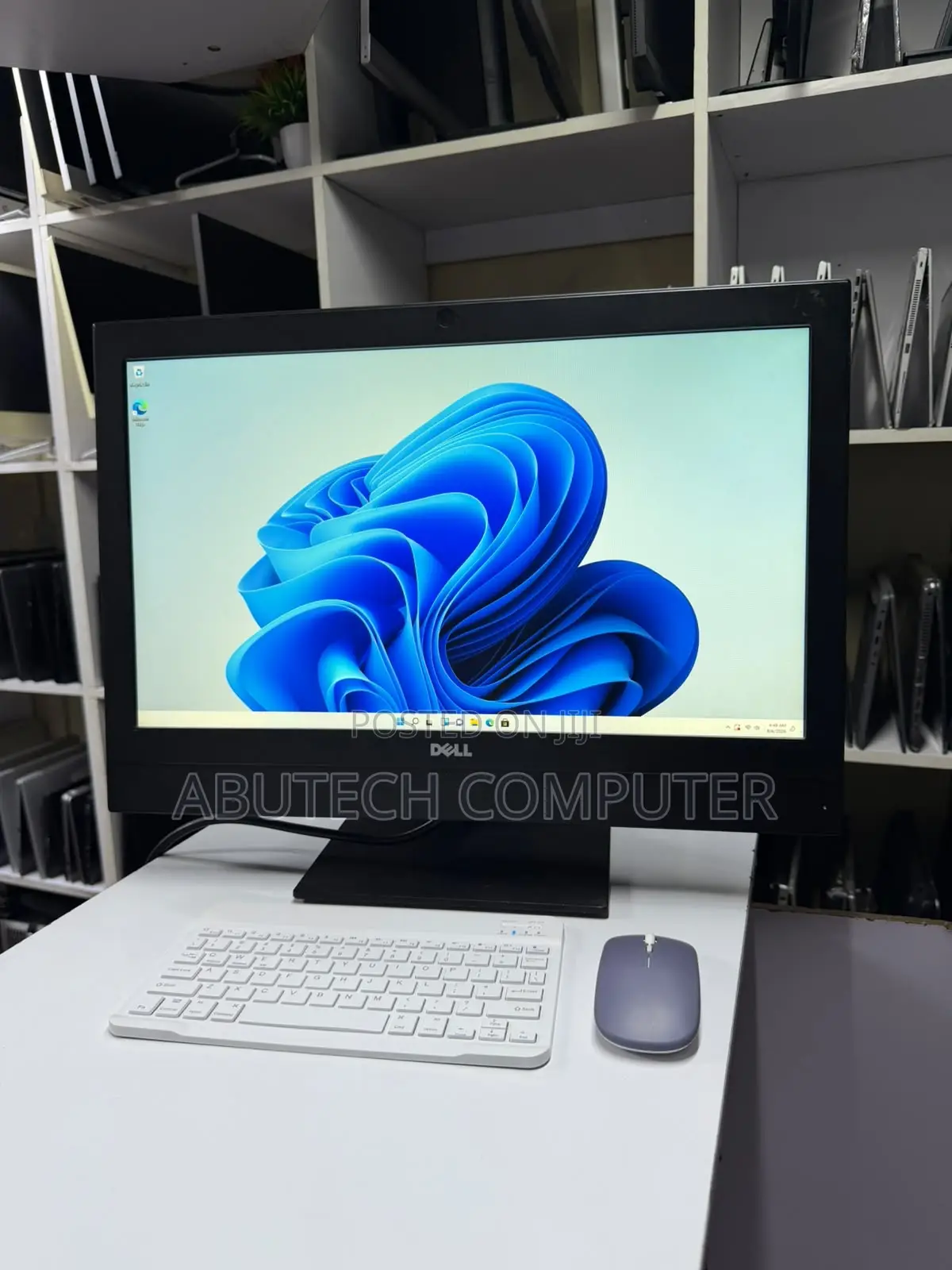 Desktop Computer Dell OptiPlex 5250 16GB Intel Core i5 SSD 256GB