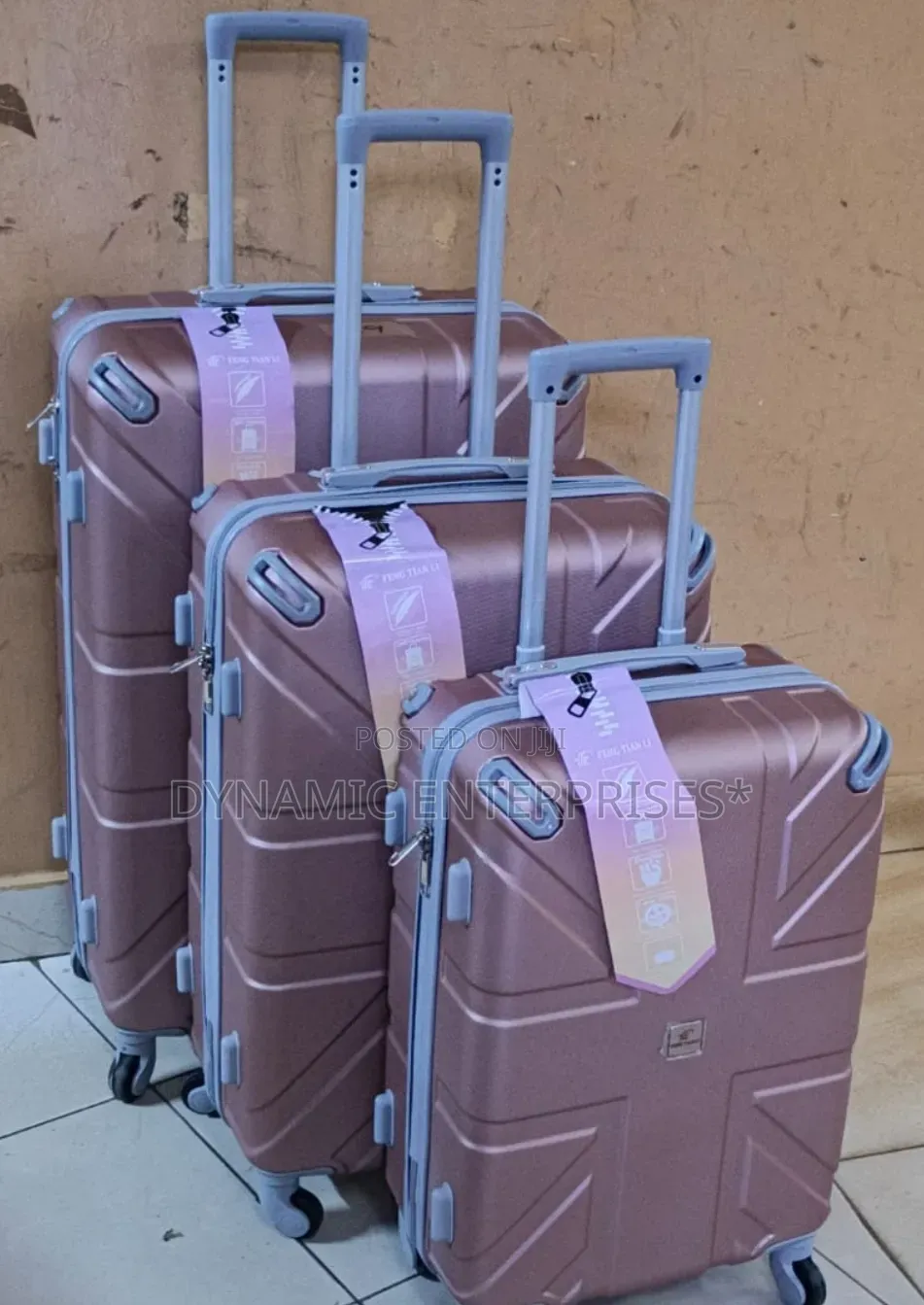 3 In1 Luxurious Suitcase Size 4