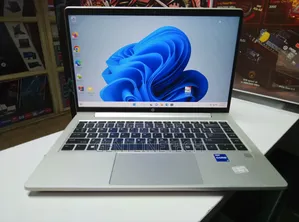 Laptop HP ProBook 440 G10 8GB Intel Core i7 SSD 256GB