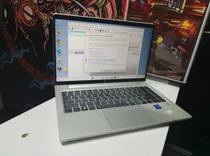 Laptop HP ProBook 440 G10 8GB Intel Core i7 SSD 256GB