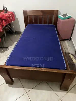 Hard Wood Bed 4*3.5