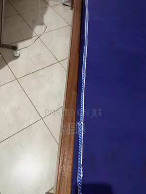 Hard Wood Bed 4*3.5