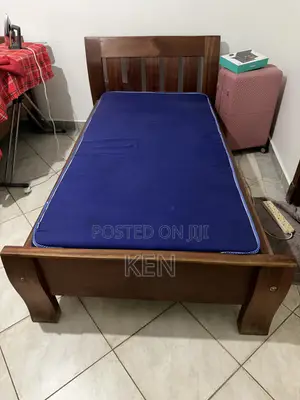 Hard Wood Bed 4*3.5
