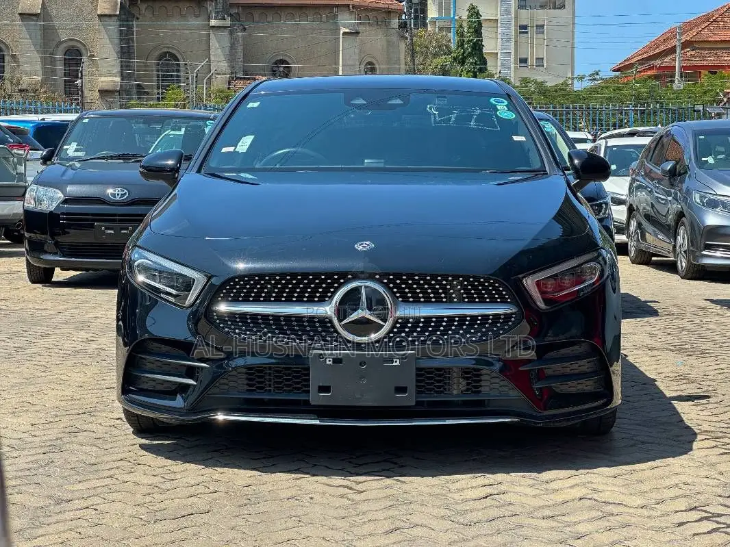 Mercedes-Benz A-Class 2019 Black