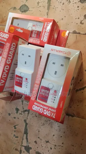 13A Surge Suppressor TV Power Protection Guard, Fridge