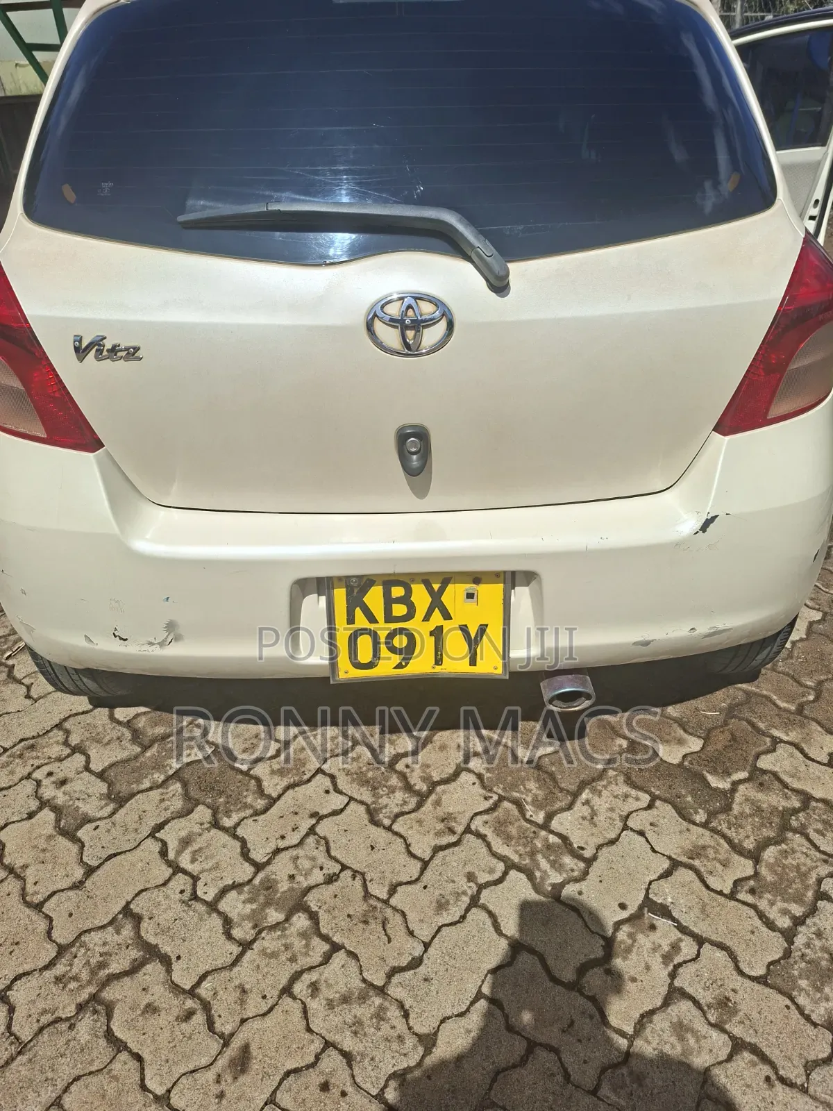 Toyota Vitz 2007 Beige