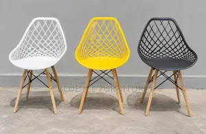 Eames Chair;Modern Plastic Eames Dining Chair With Wooden Legs
