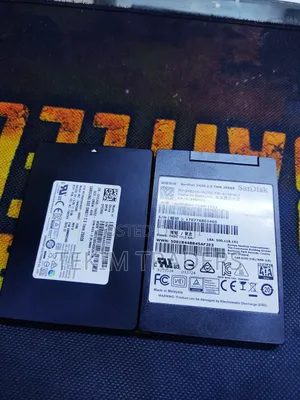 2.5 External SSD 256 GB