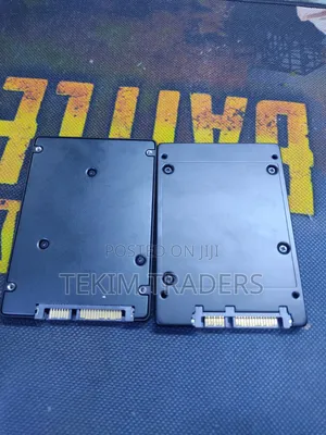 2.5 External SSD 256 GB