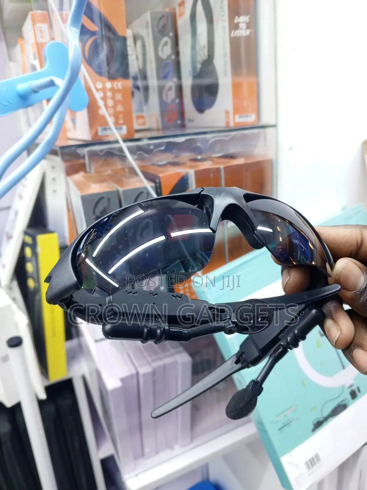 Smart Bluetooth Sunglasses for Music Hands-Free Calling