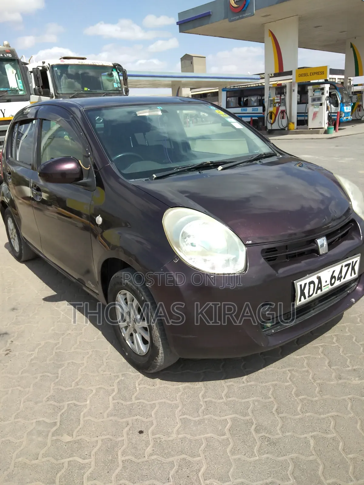 Toyota Passo 2013 Purple