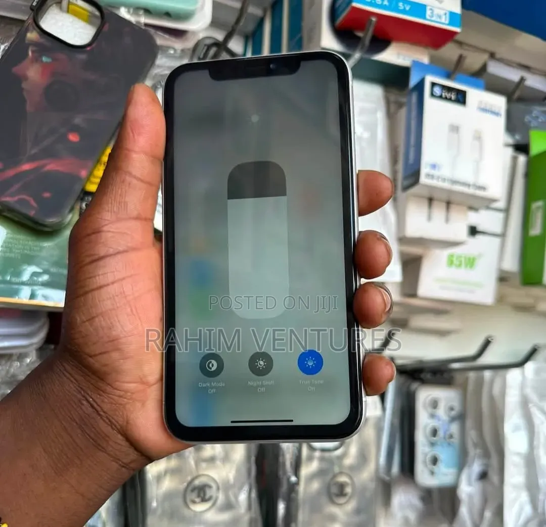 Apple iPhone XR 128 GB White