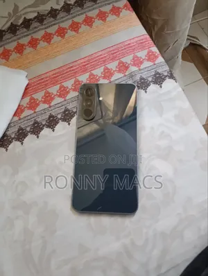New Samsung Galaxy A56 128 GB Silver