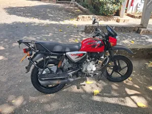 Bajaj Boxer 150 UG 2021 Red